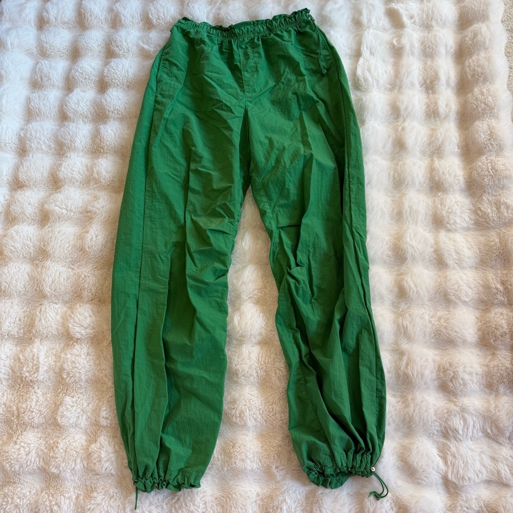 Women’s Green Elastic-Waist Jogger Pants
